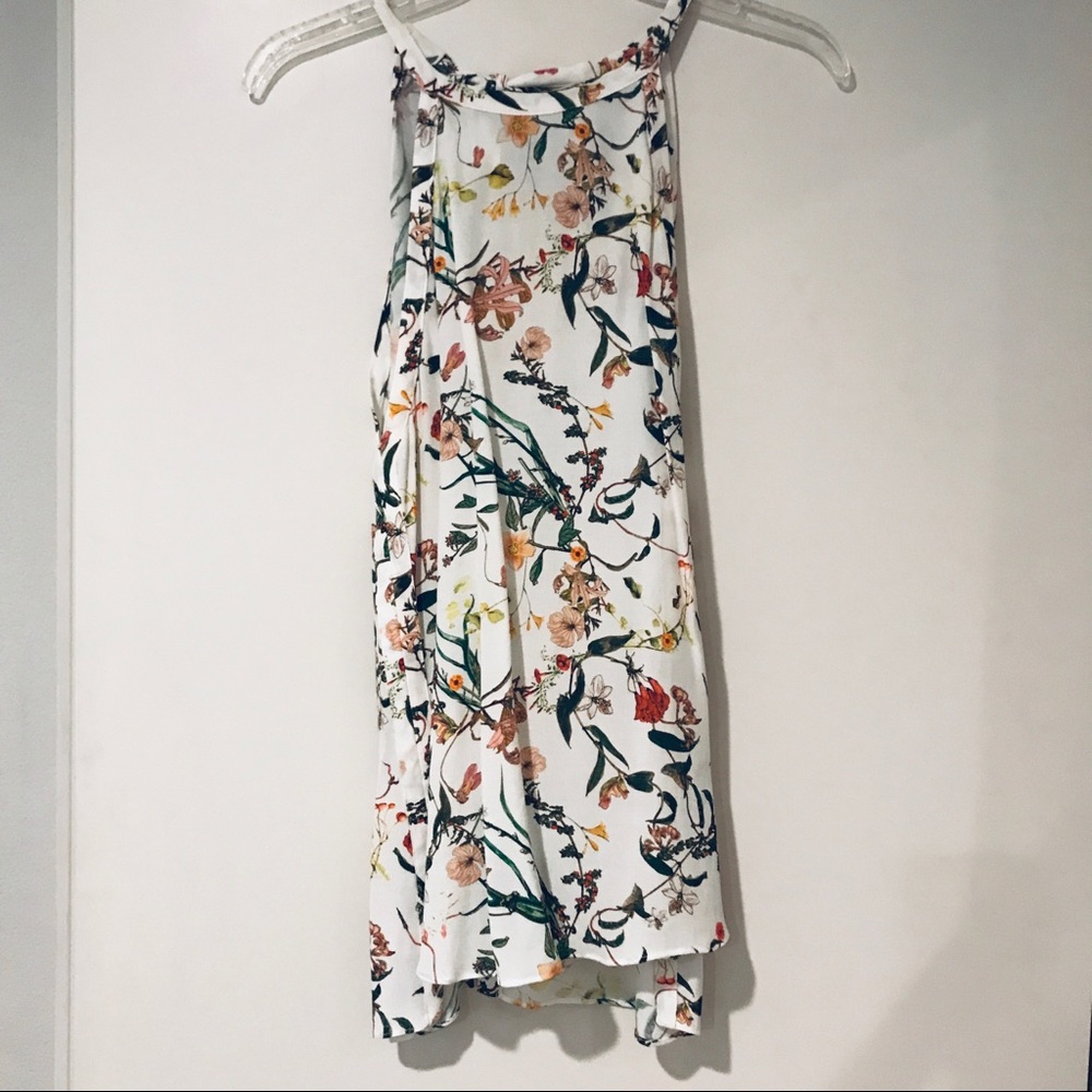NWOT ZARA Print Top with Tie Back